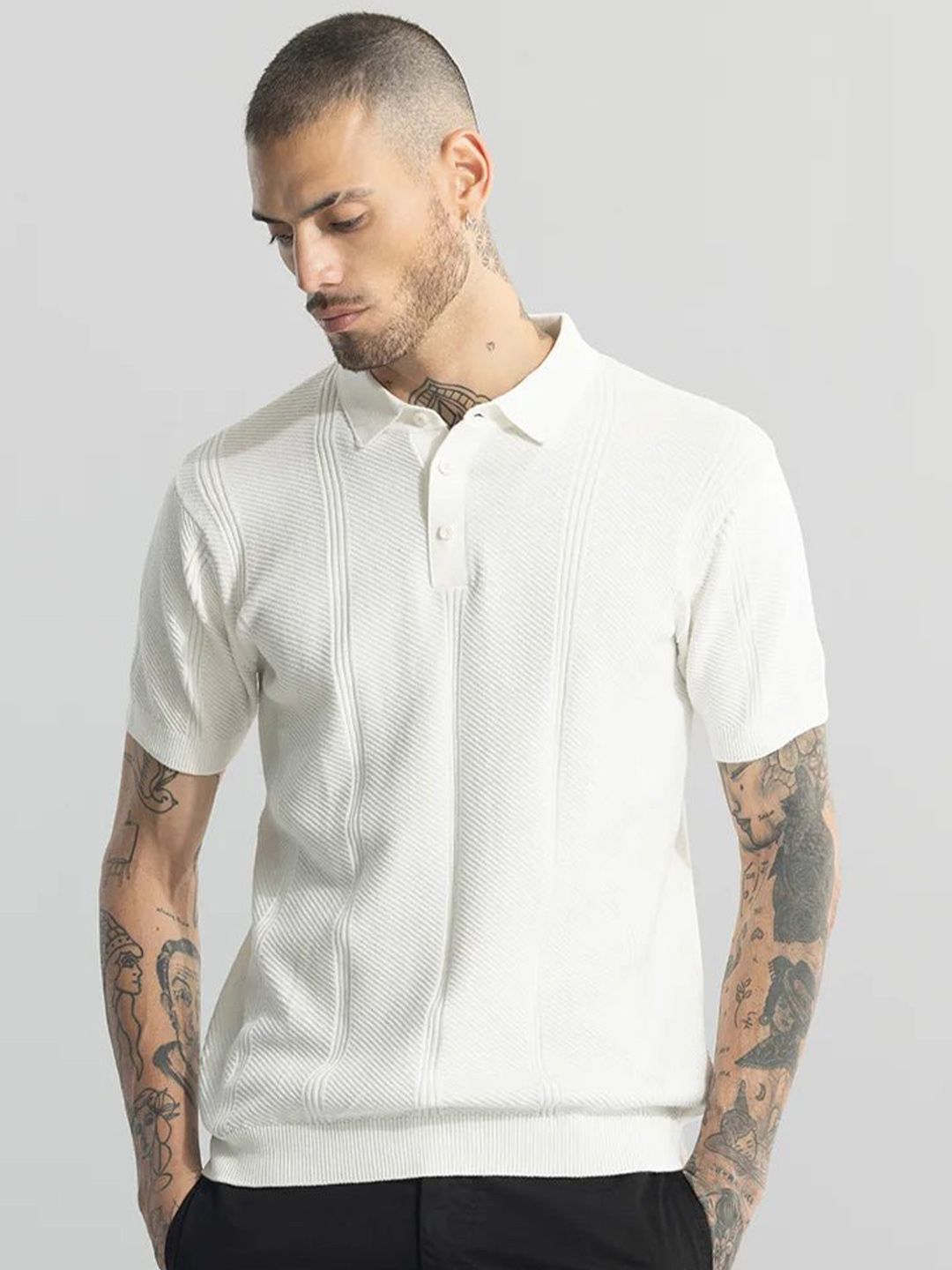 White Self Design Polo Collar Short Sleeves Cotton Slim Fit T-shirt deal from myntra White Self Design Polo Collar Short Sleeves Cotton Slim Fit T-shirt deal from myntra